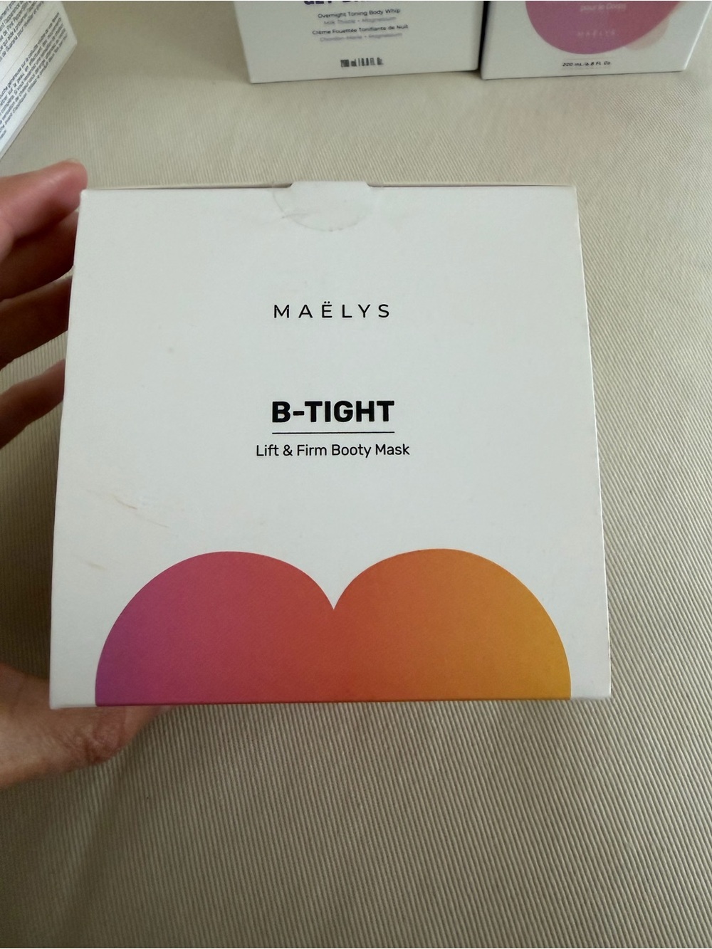 MAËLYS B-TIGHT Lift & Firm Booty Mask – Pink/Orange 3.4 fl. oz.